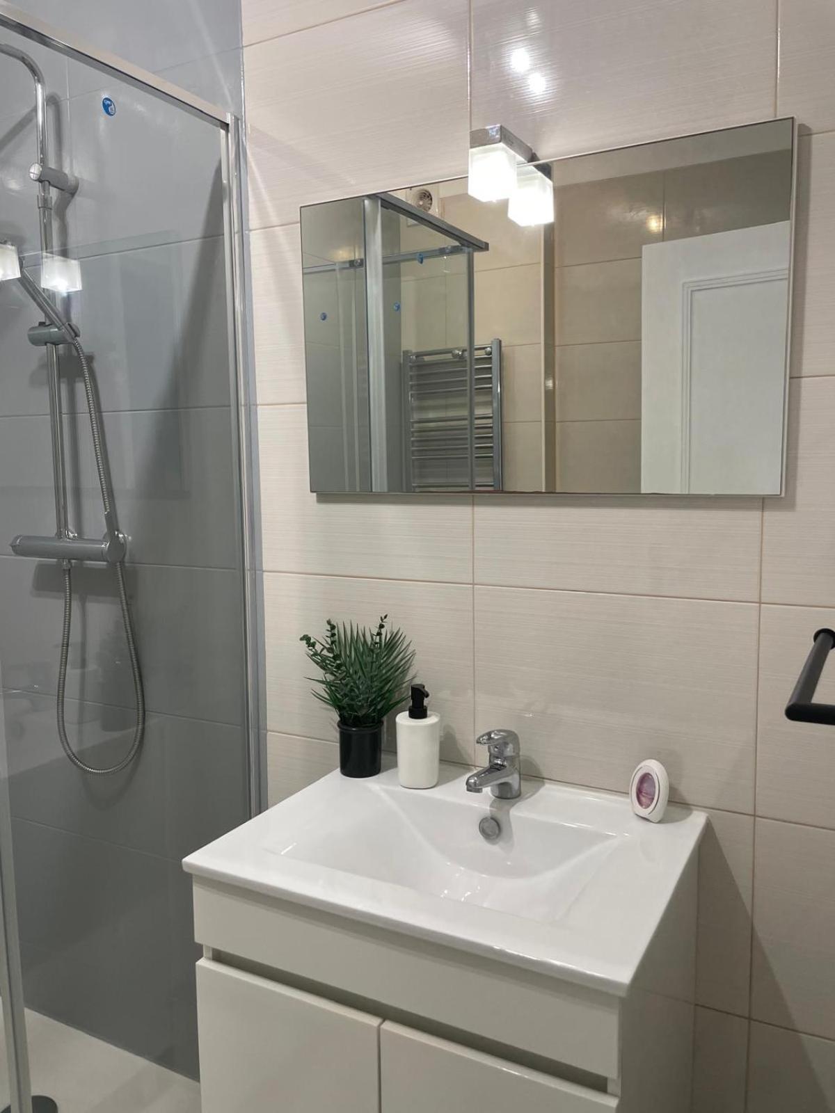 Apartamento Encantador A 100M Da Praia Carvoeiro  Luaran gambar